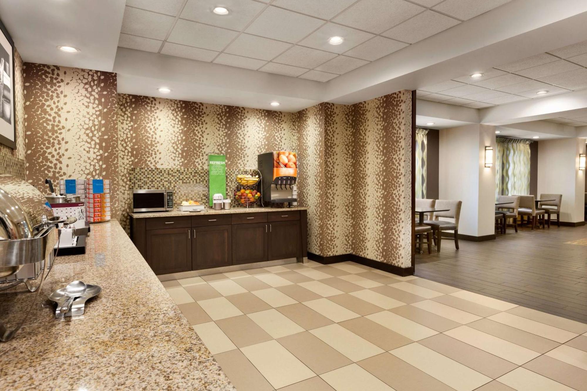 Hampton Inn Dover Ngoại thất bức ảnh
