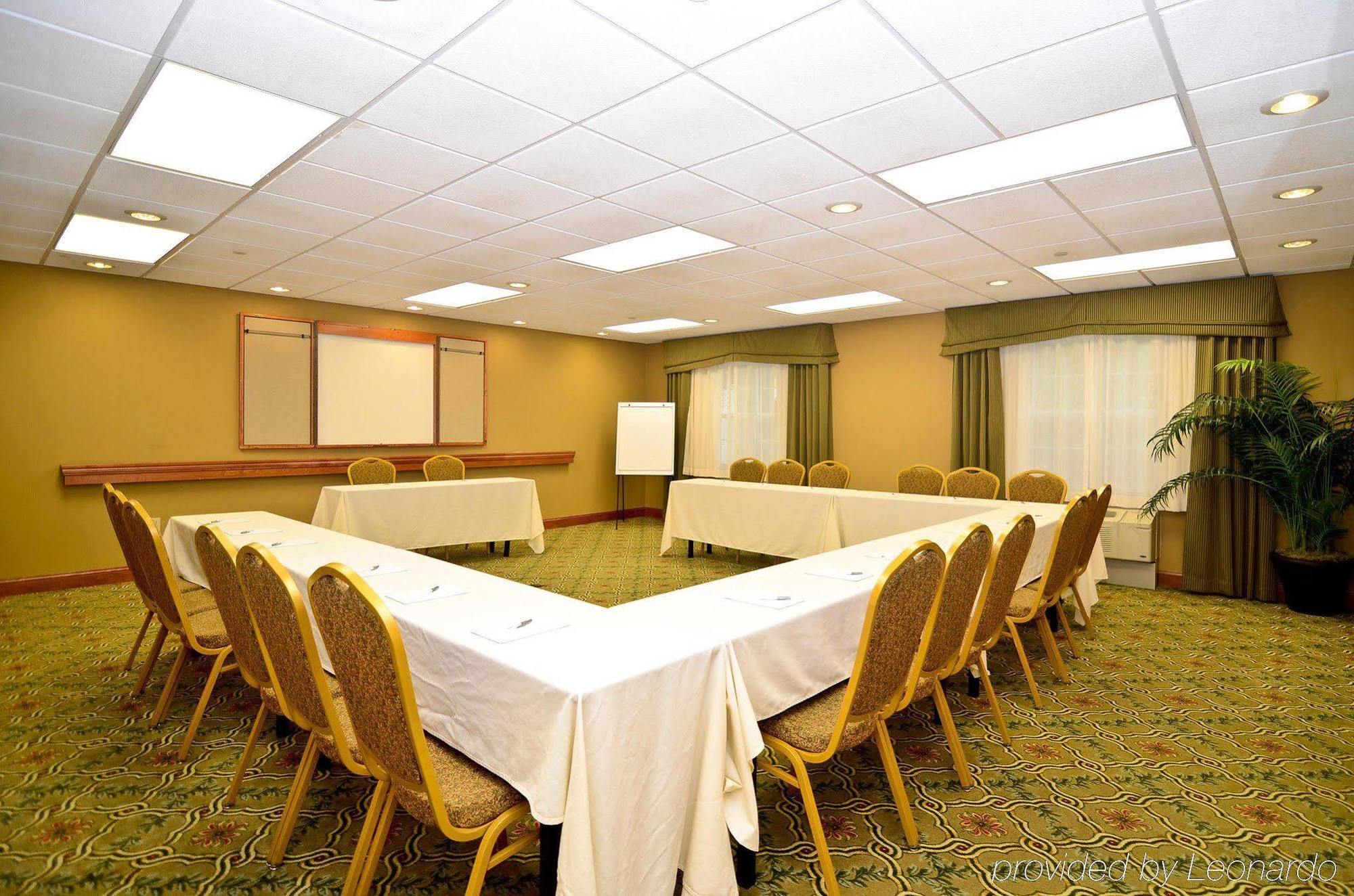 Hampton Inn Dover Kinh doanh bức ảnh